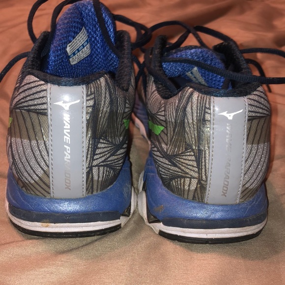 Men’s Running shoes - Picture 2 of 4